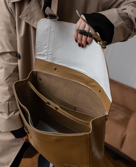 The Visionary - BLLB 